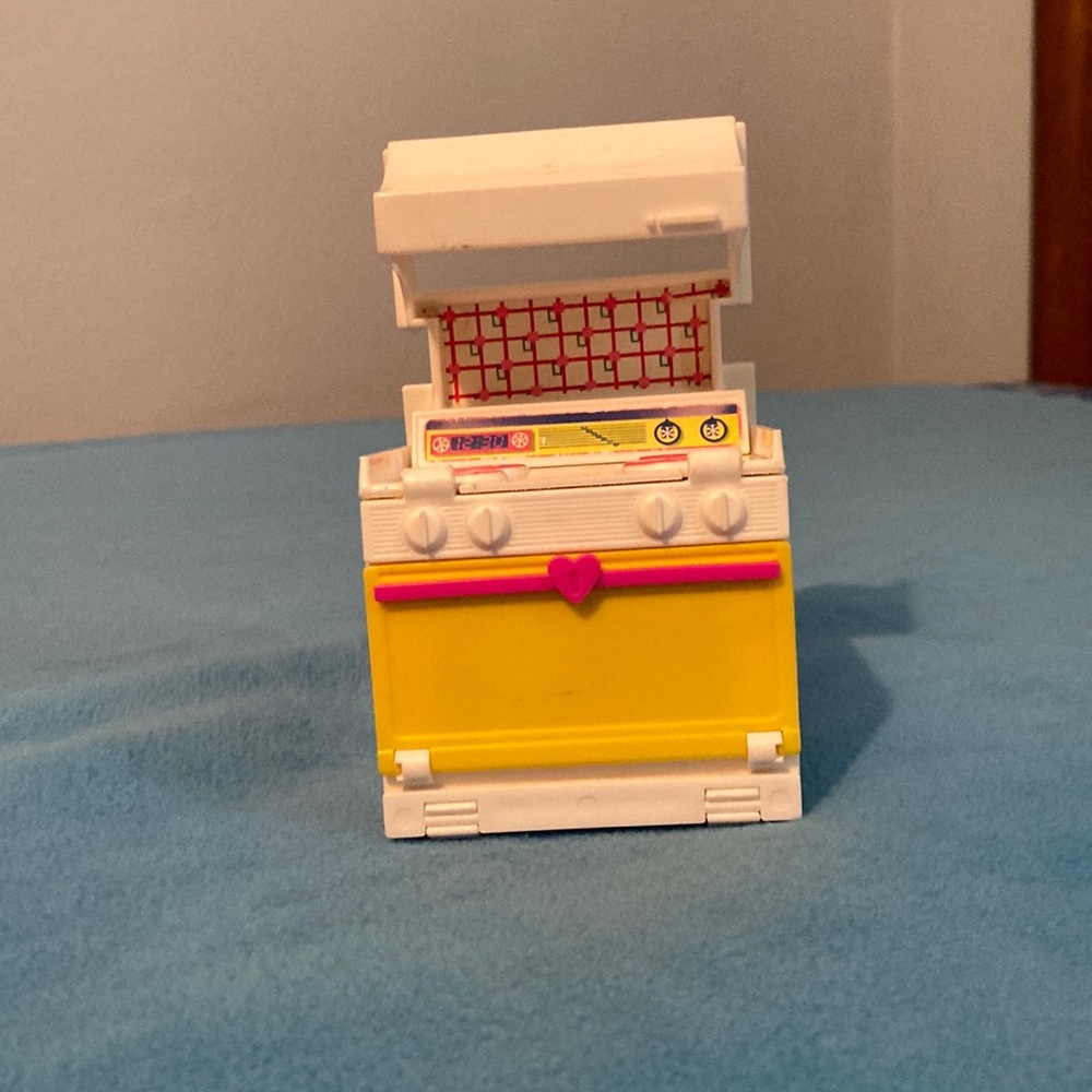 Vintage Kenner Parker toy pizza oven